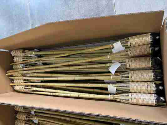 شعلة من الخيزران الطبيعي مع فتيل من الألياف الزجاجية القابلة للاستبدال - لحفلات الفناء الخلفي وحفلات الزفاف وإضاءة الممرات